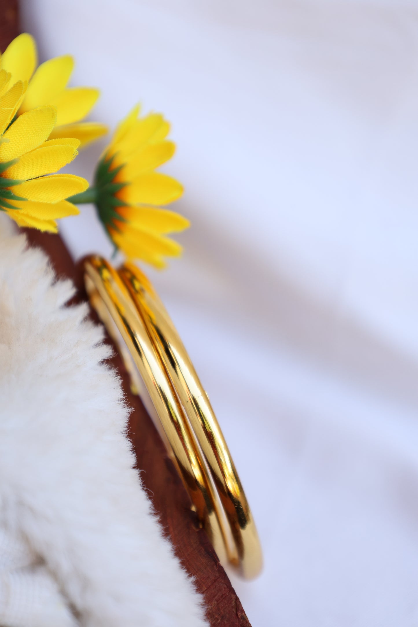 Shiny Gold Bangle Set