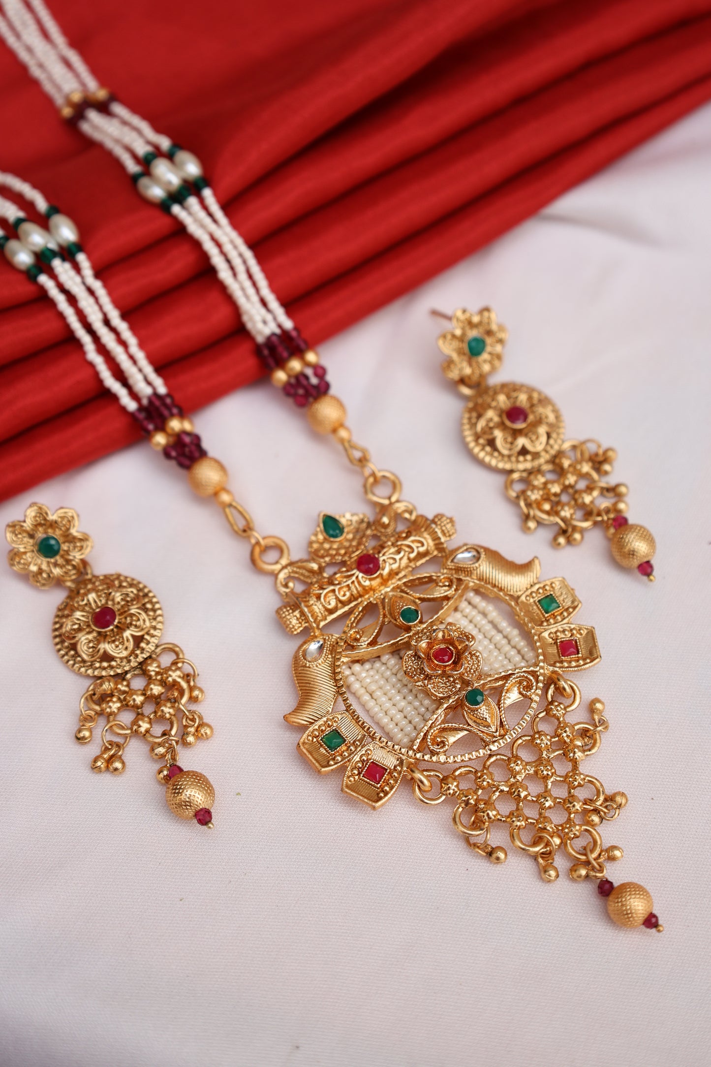 Long Pearl Necklace with Pendant
