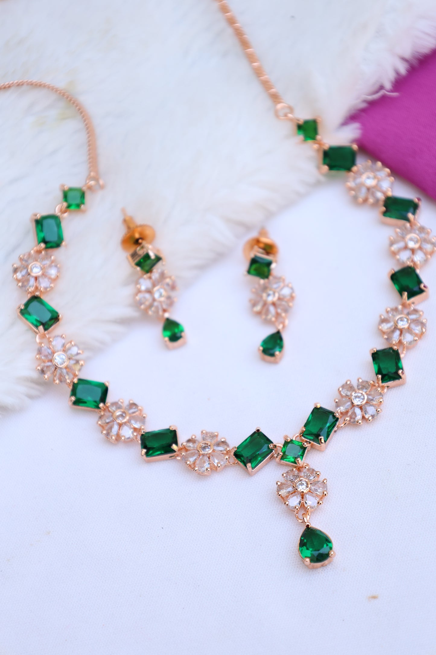 Rose Gold-Toned Emerald Necklace Set
