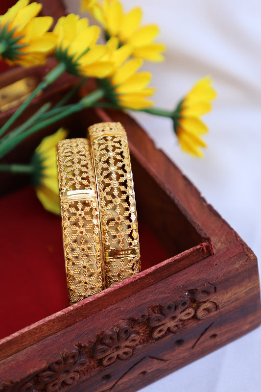 Ornate Bangle Set