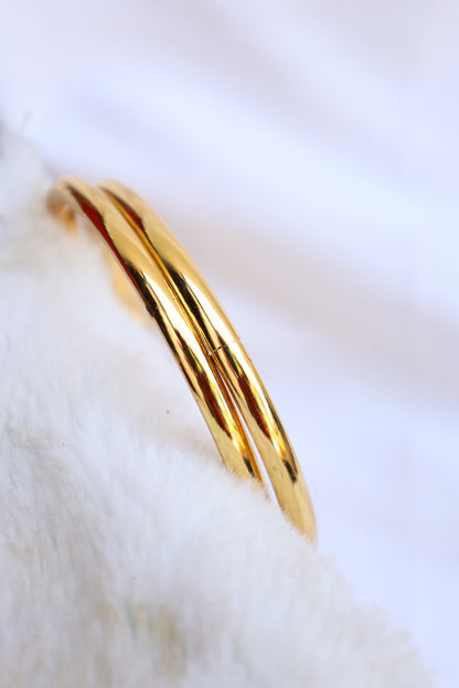 Shiny Gold Bangle Set