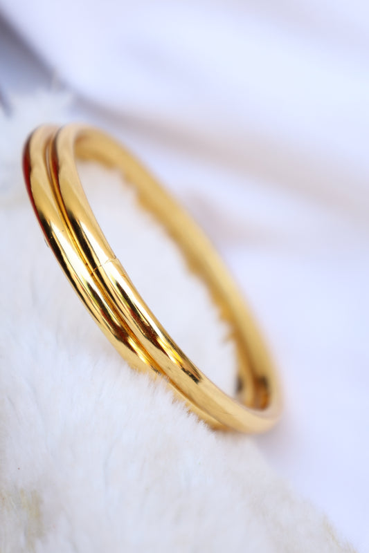 Shiny Gold Bangle Set